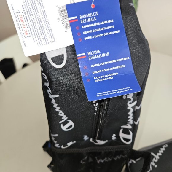Champion backpack with detachable insulated lunchbox. - Picture 3 of 5